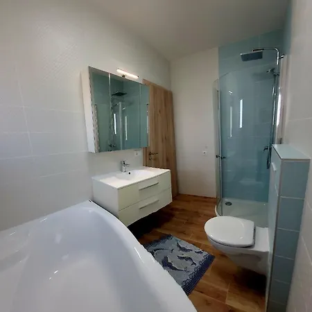 Zea Apartmanhaz Διαμέρισμα