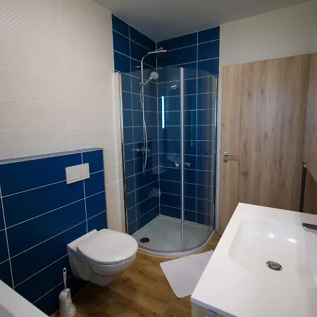 Διαμέρισμα Zea Apartmanhaz *