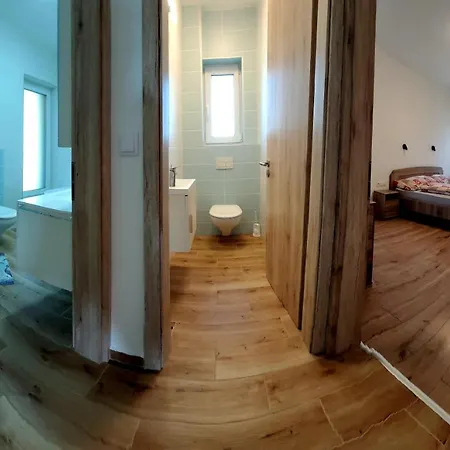 Zea Apartmanhaz