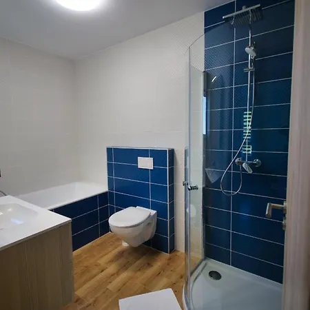 アパート Zea Apartmanhaz *