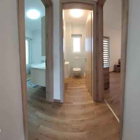 Zea Apartmanhaz Lägenhet Balatonfenyves
