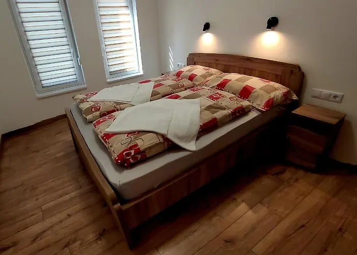Apartament Zea Apartmanhaz *