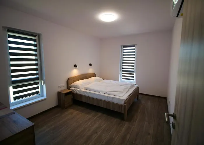 Zea Apartmanhaz Apartament