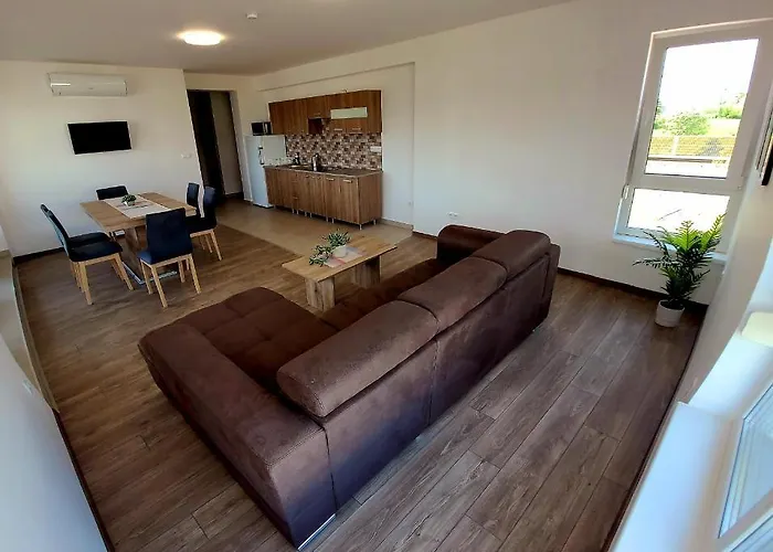 Apartament Zea Apartmanhaz *