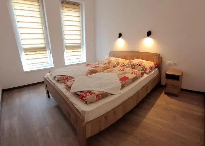 Apartament Zea Apartmanhaz *