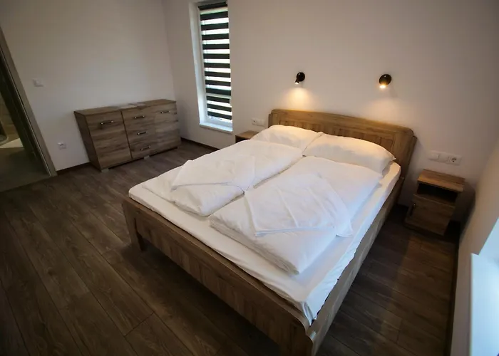 Apartament Zea Apartmanhaz