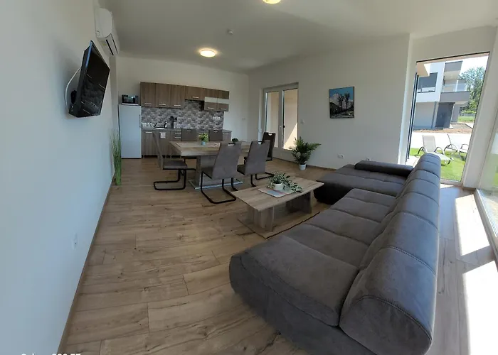 Zea Apartmanhaz